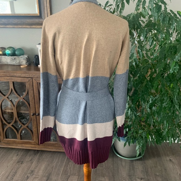Loft Cardigan - Picture 2 of 4